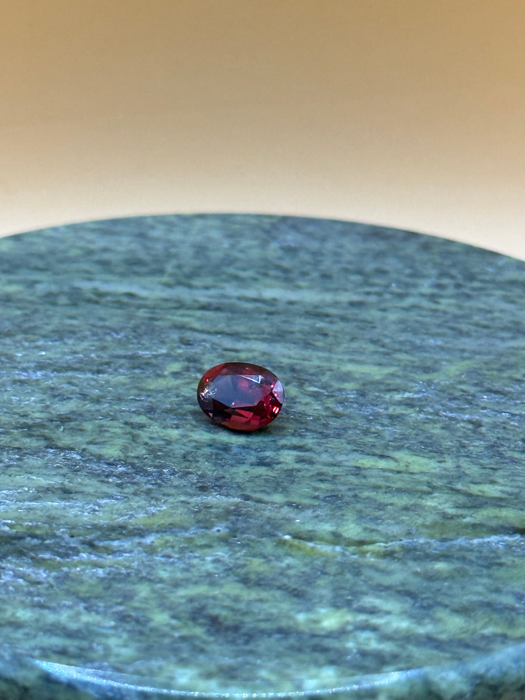 Natural Colour-Change Garnet, 1.98 ct Oval Mixed Cut, Sri Lanka