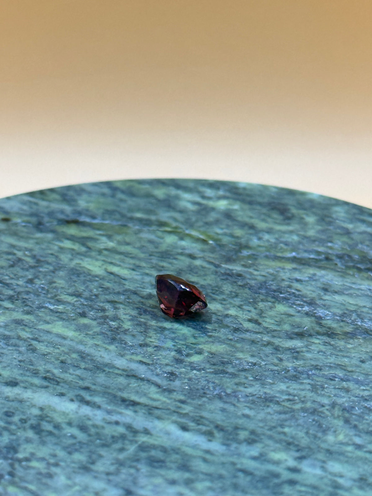 Natural Colour-Change Garnet, 1.98 ct Oval Mixed Cut, Sri Lanka