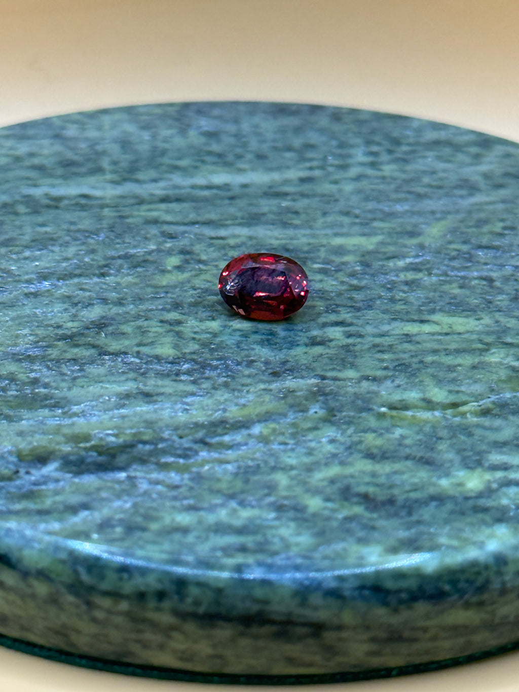 Natural Colour-Change Garnet, 1.98 ct Oval Mixed Cut, Sri Lanka